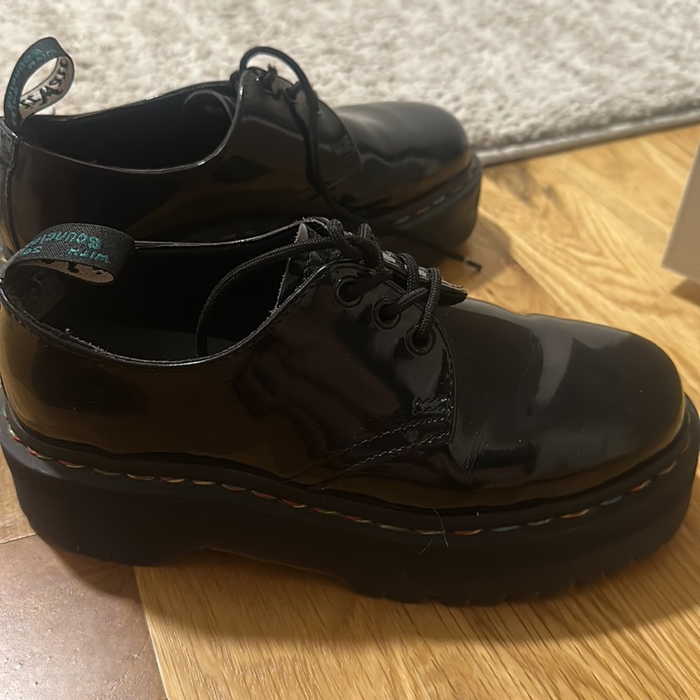 Doc Martens - Picture 3 of 6
